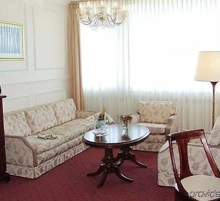 Hotel Günnewig Bristol 4*
